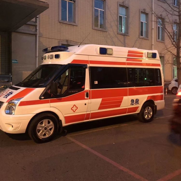 察哈尔右翼后夜间租赁救护车护送病人转院：安全转运的 8 大核心注意事项